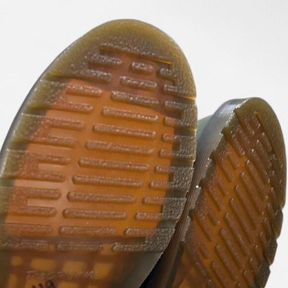 NEW Dr. Martens 1460 Smooth Leather Lace Up Boots in Green 6 - Picture 6 of 8